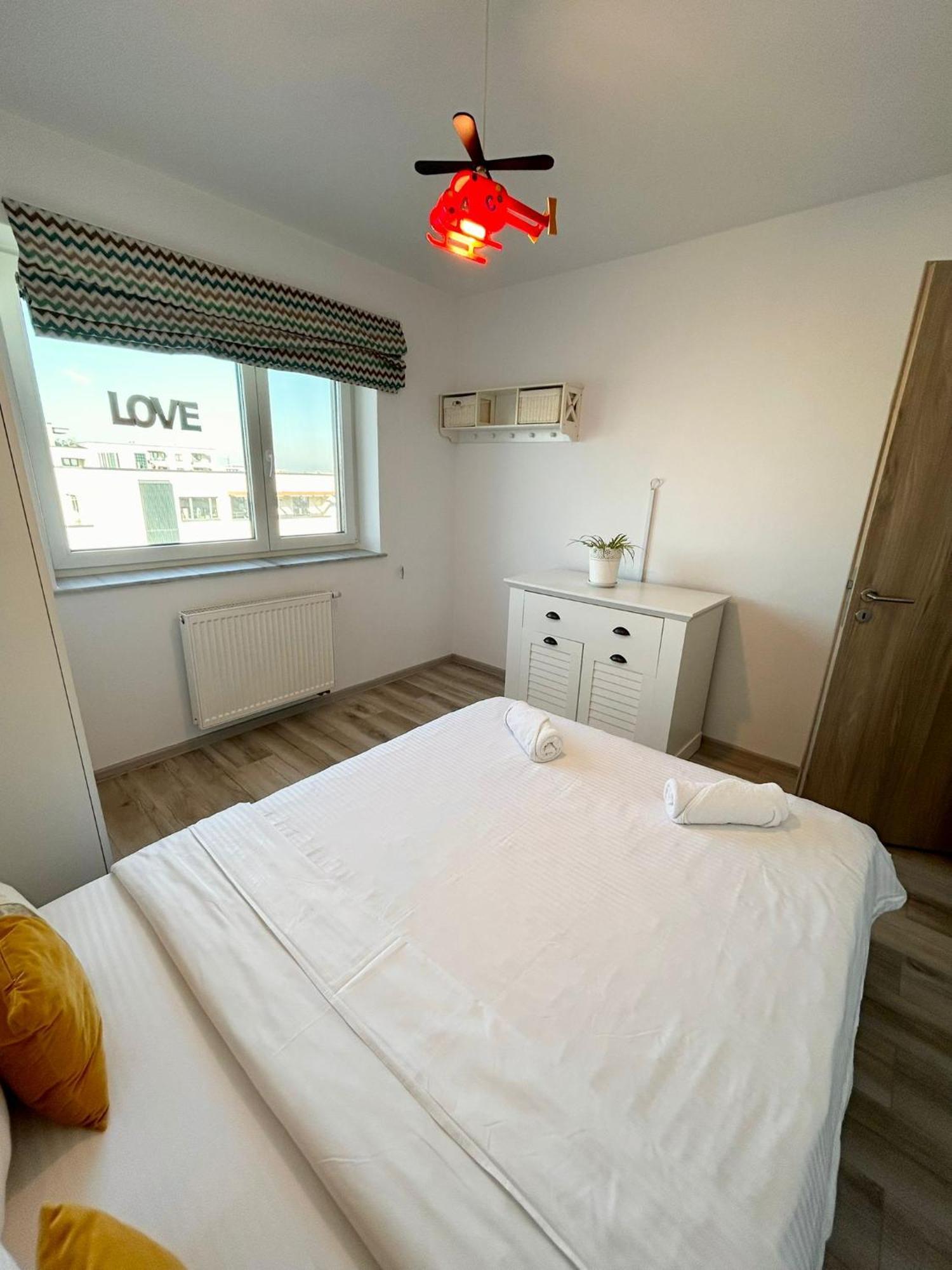 Jad - Luxury 3 Rooms & 2 Rooms Apartments In Kasper, Near Coresi Mall Braszów Zewnętrze zdjęcie