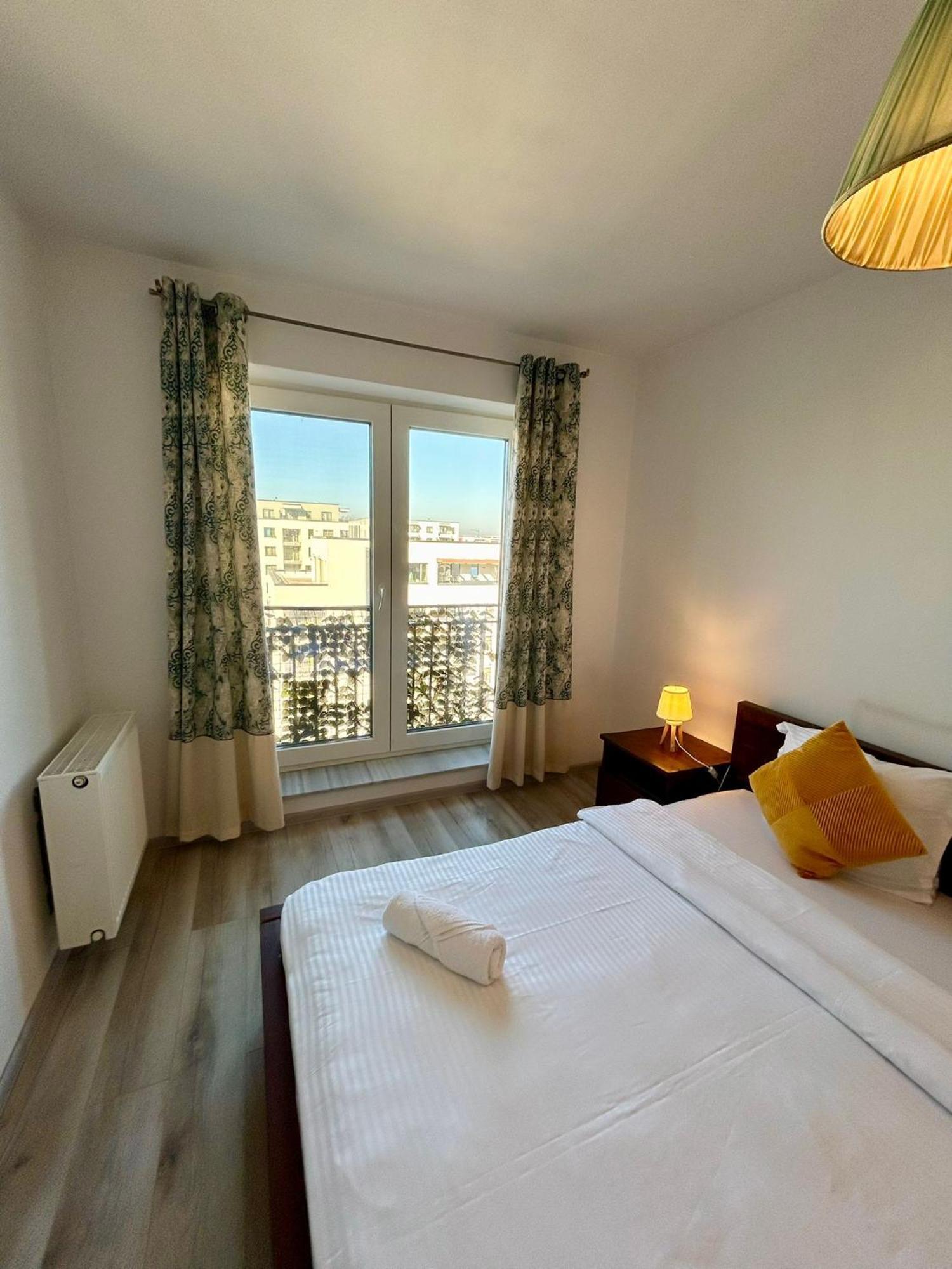 Jad - Luxury 3 Rooms & 2 Rooms Apartments In Kasper, Near Coresi Mall Braszów Zewnętrze zdjęcie