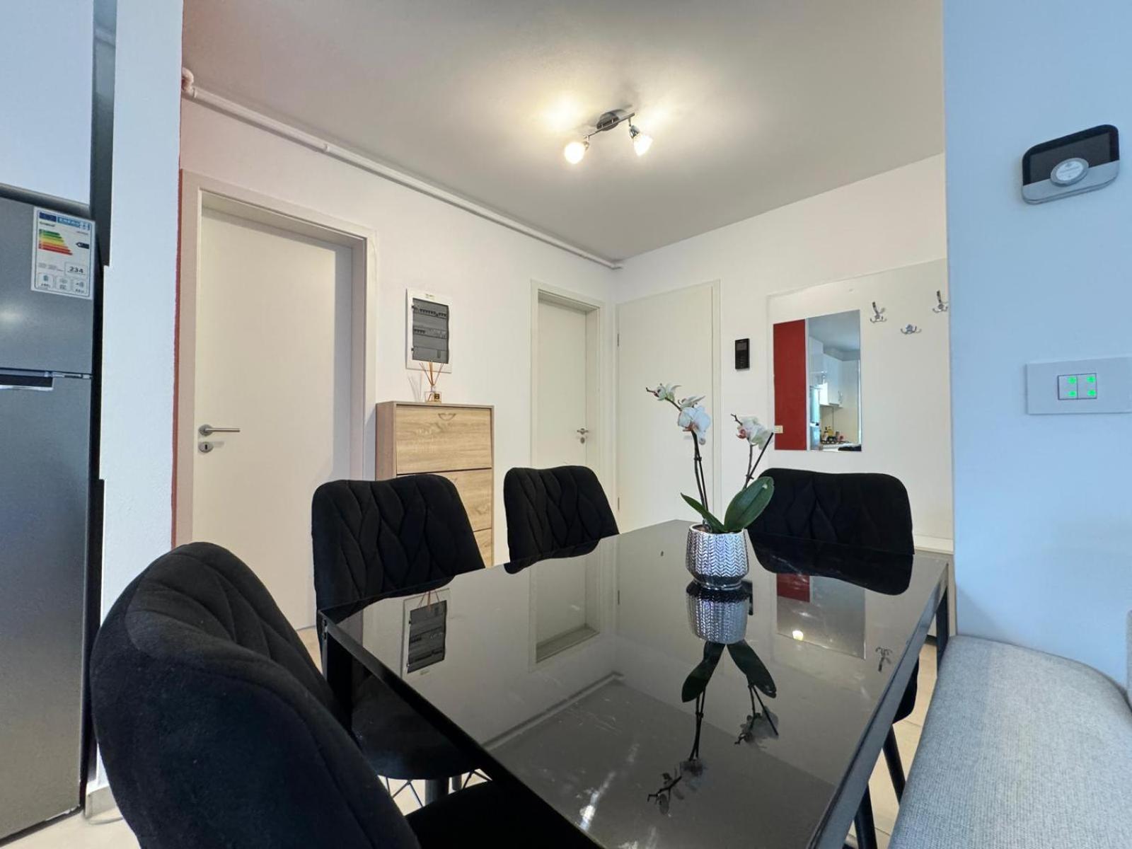 Jad - Luxury 3 Rooms & 2 Rooms Apartments In Kasper, Near Coresi Mall Braszów Zewnętrze zdjęcie